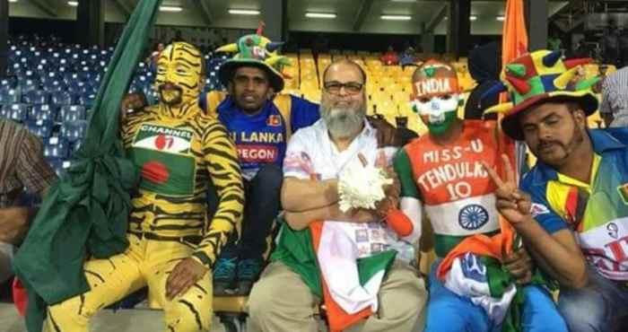 crazy cricket fans around the world
