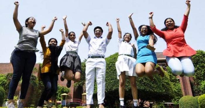 girls top cbse board 12th results 2018 decleared