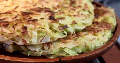 healthy and delicious cabbage pie recipe in hindi