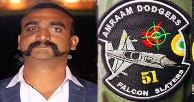 indian air force give award to wing commander abhinandan on his bravery