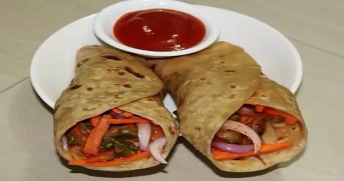 make tasty chapathi veg roll